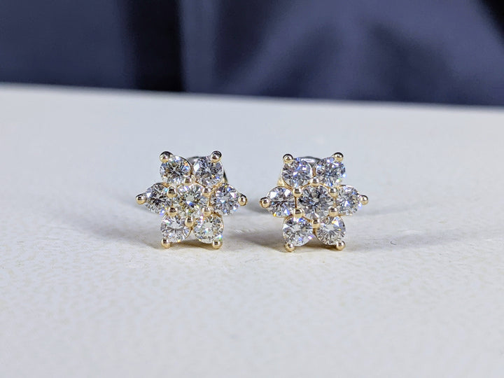 0.90 Ct. Tw. Flower Design Diamond Earrings