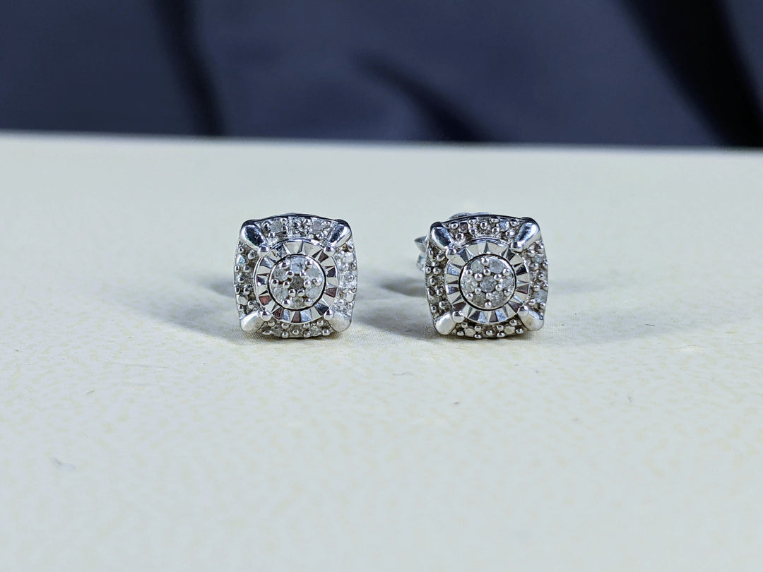 1/10 Carat Natural Diamond Stud Earrings WHILE SUPPLIES LAST