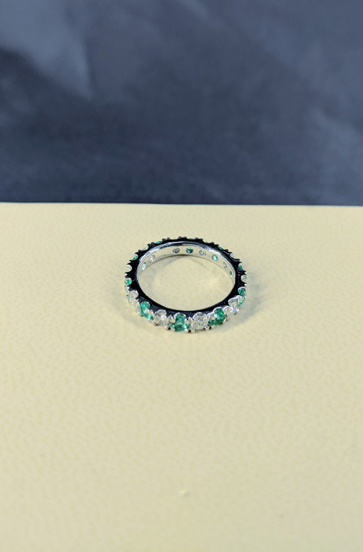 2.20 Carat Brilliant Round Diamond & Natural Green Emerald Wedding Eternity Band