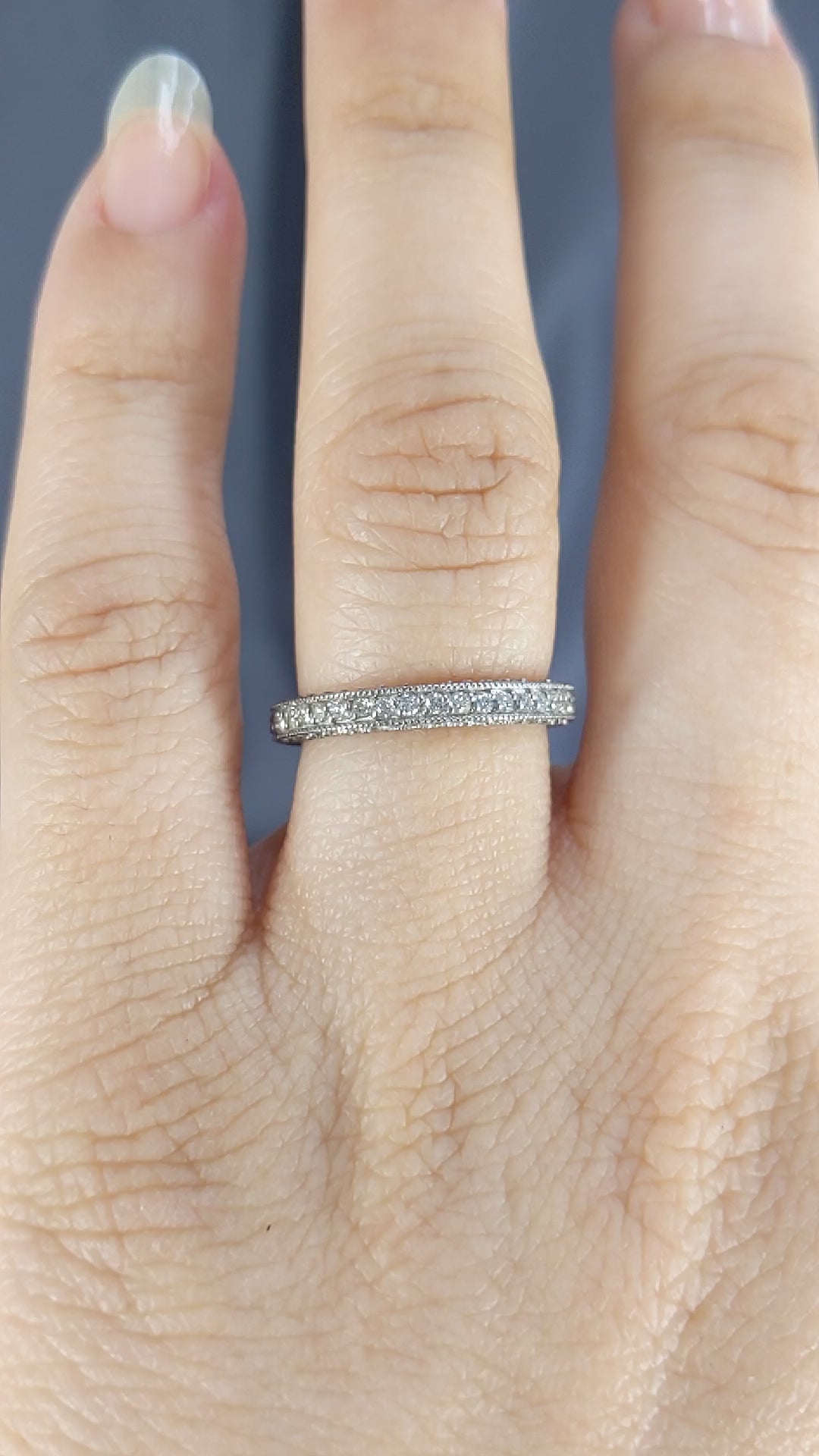 Women's 0.75 Carat Round Cut Diamond Eternity Band