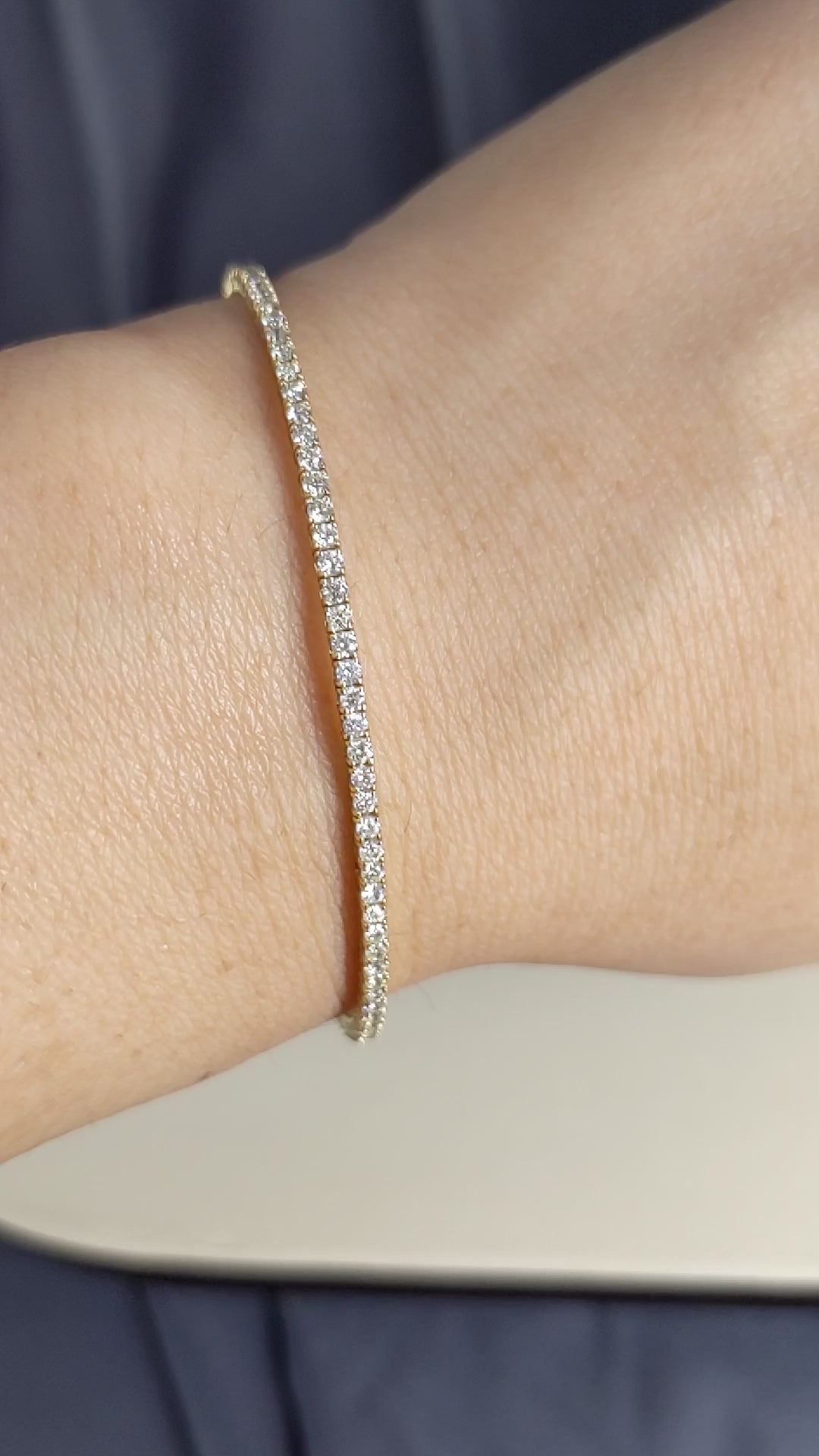 Yellow Gold Flexible Bracelet Bangle 1.50 Ct. Tw. Round Diamonds