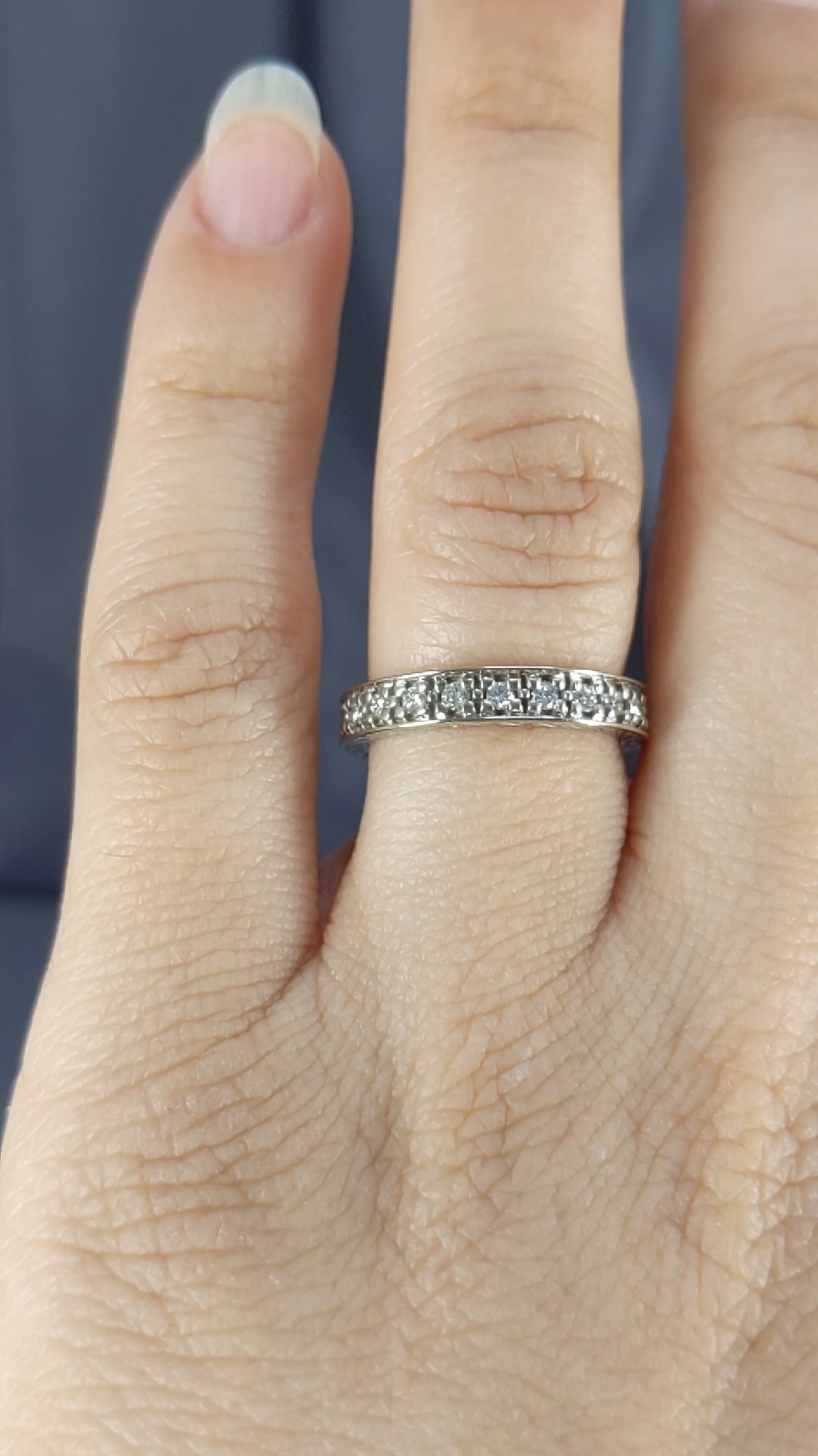 0.90 Carat Brilliant Round Cut Diamond Eternity Band