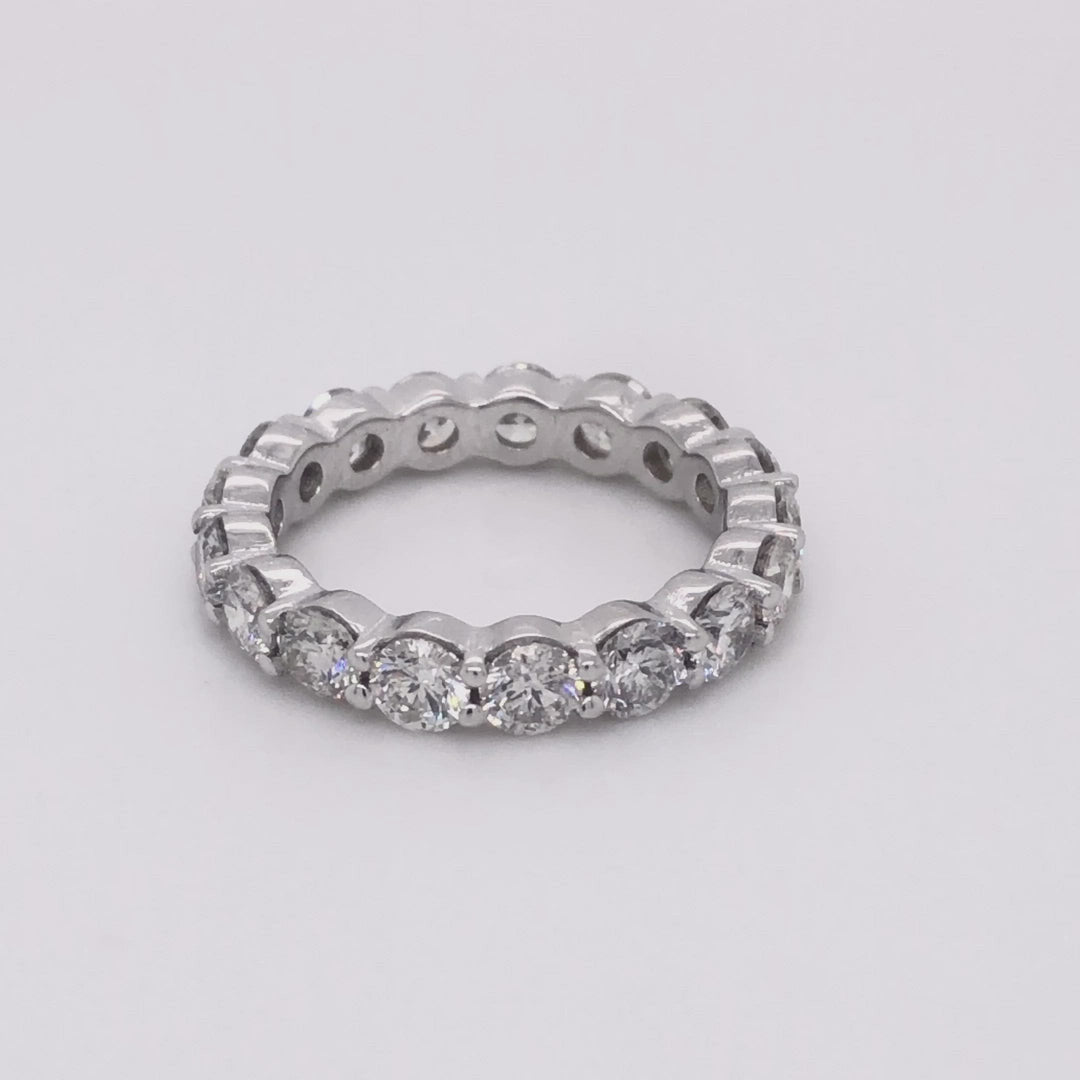 3.00 Carat Brilliant Round Cut Diamond Eternity Band