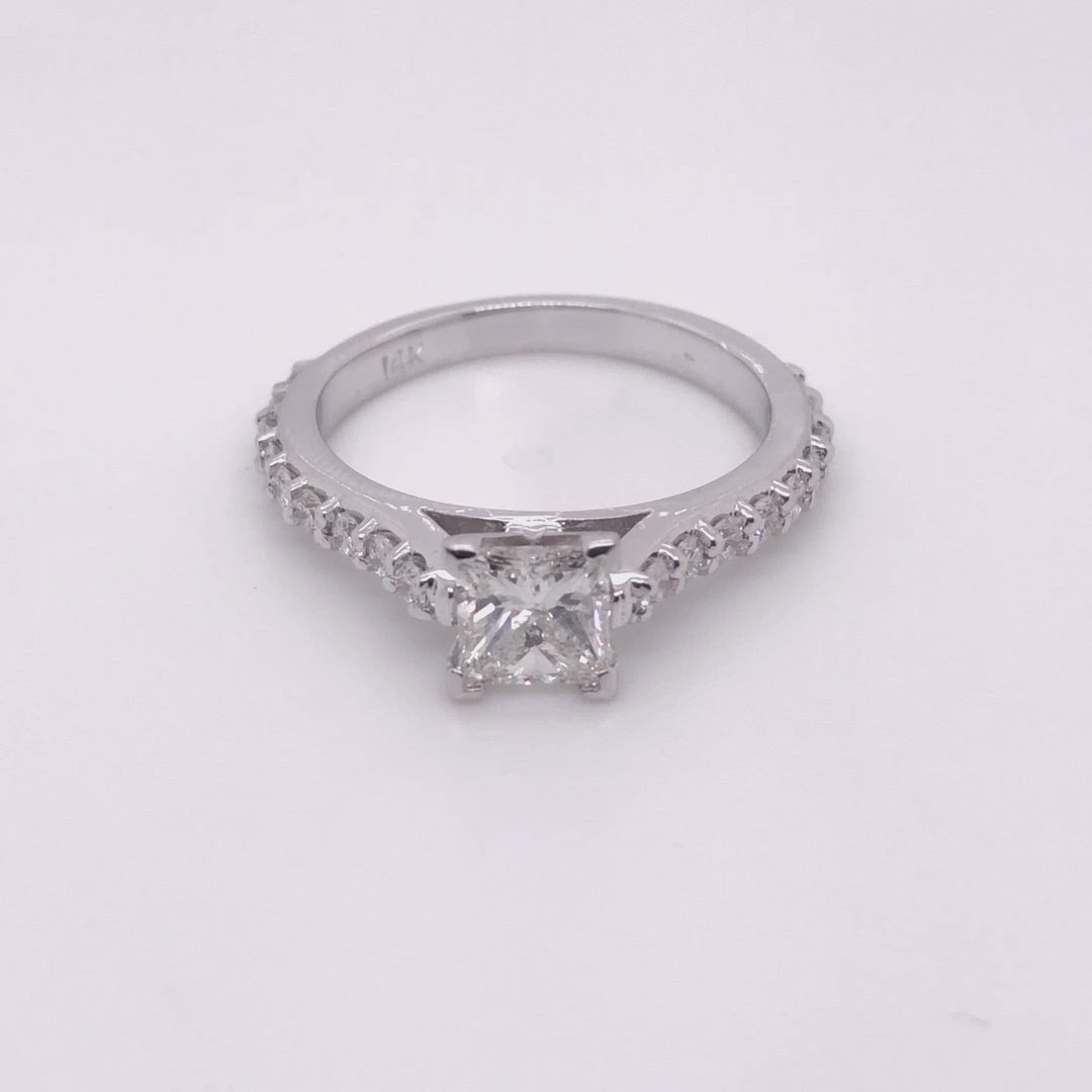 0.75 Ct. Tw Princess Cut Diamond Engagement Ring